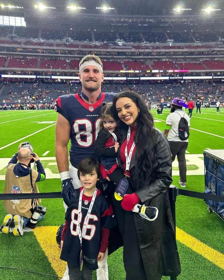 Dalton with his wife and kids