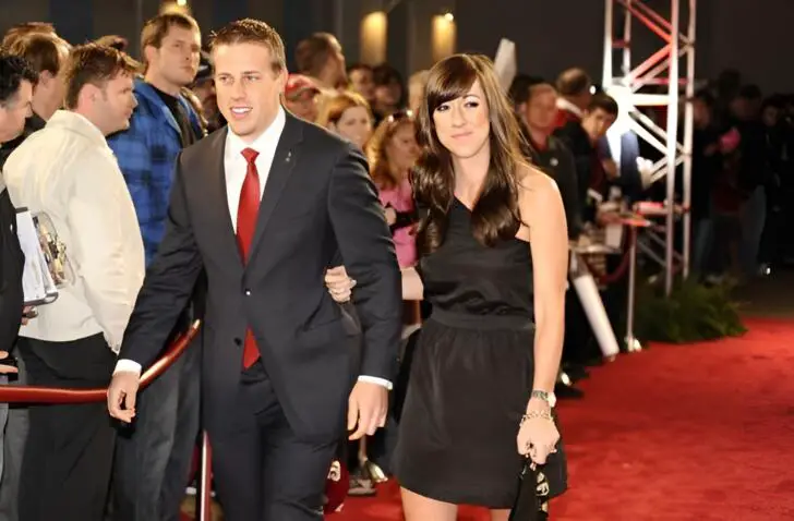 Houston Texans quarterback Case Keenum and partner Kimberly walks the red carpet