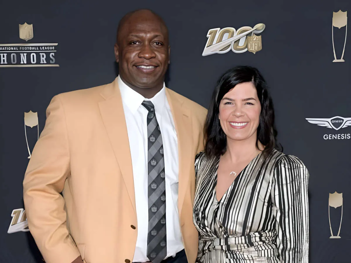 The NFL player John Randle's wife, Candace Randle
