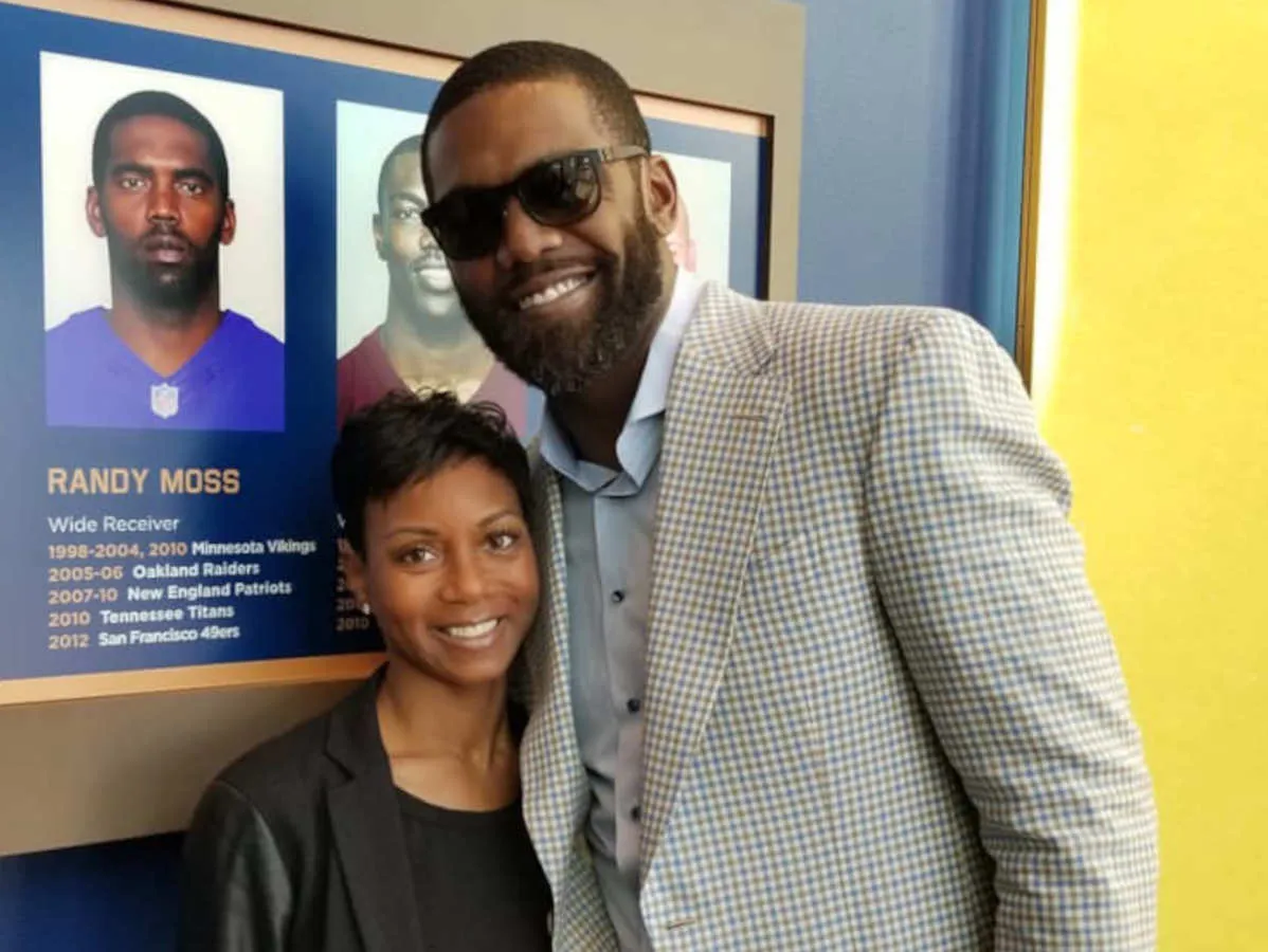 Randy Moss with his wife, Lydia Griffith