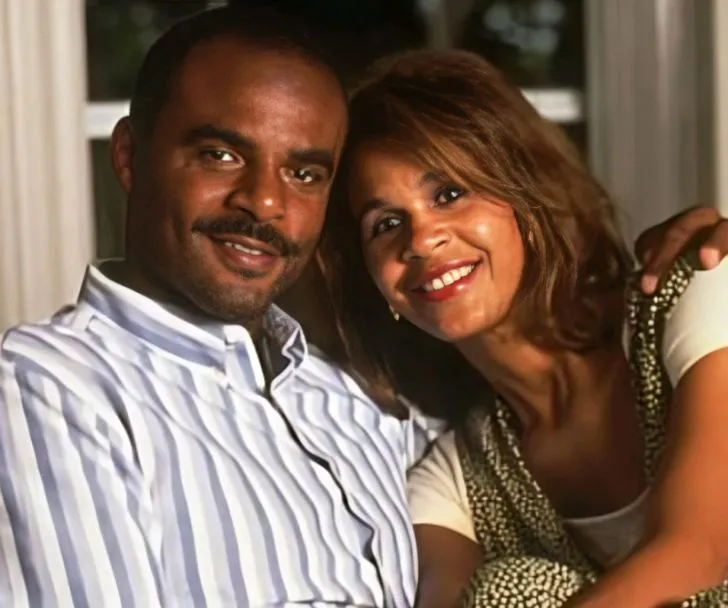 The Houston Oilers quarterback, Warren Moon with his then-wife