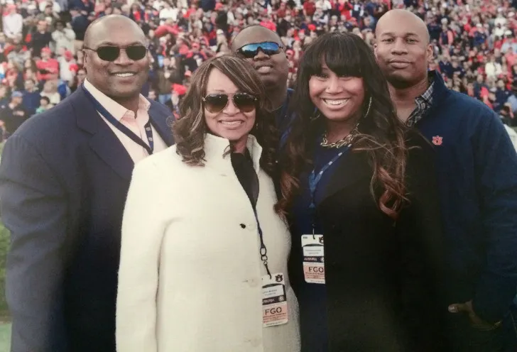 Bo Jackson with his wife and children.